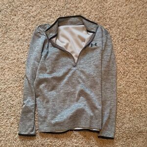 Under Armour Heathered Gray Pullover